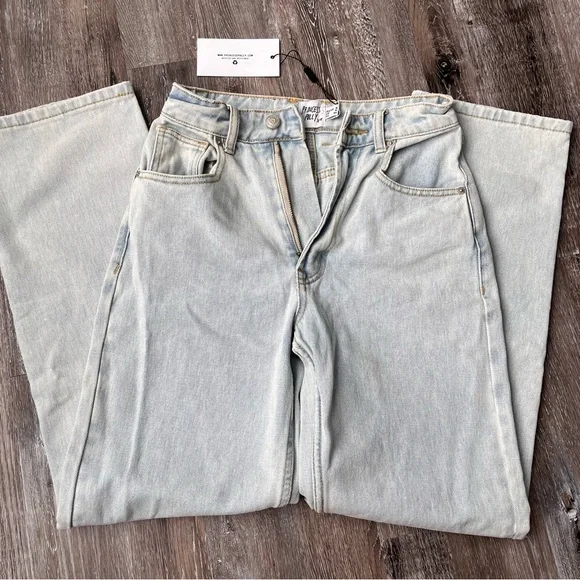 NWT Princess Polly Carla Light Wash Denim - Picture 4 of 6